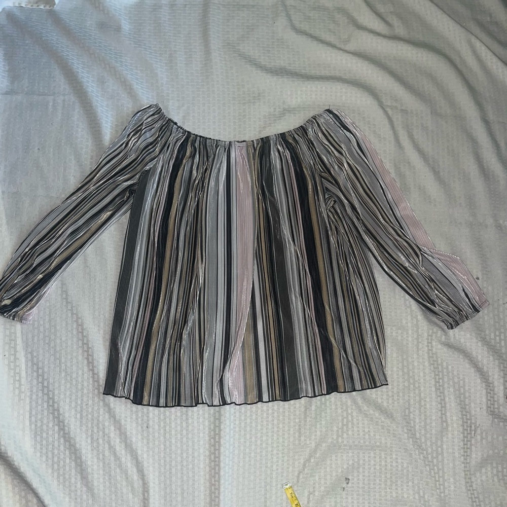 Avenue Off-Shoulder Striped Blouse in Black, Gray, and Pink